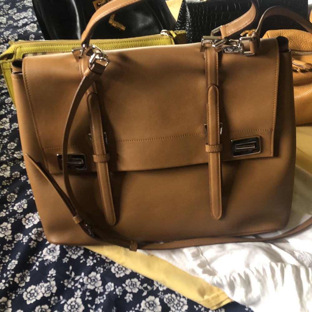 Prada nude/tan color very soft leather and with matching wallet tan leather. - Picture 3 of 8